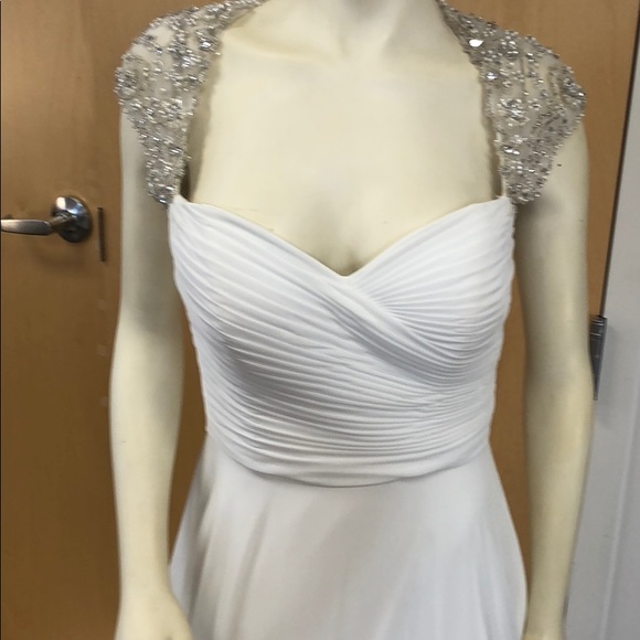 Ivory / silver formal with train size 10 - Picture 2 of 8